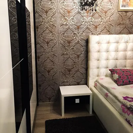 Apartstudio On Marksa 6 Daire